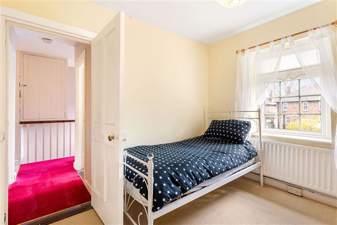 56 Iveagh Gardens, Crumlin,   Dublin 12