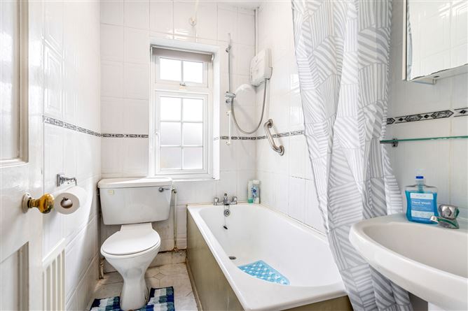 56 Iveagh Gardens, Crumlin,   Dublin 12