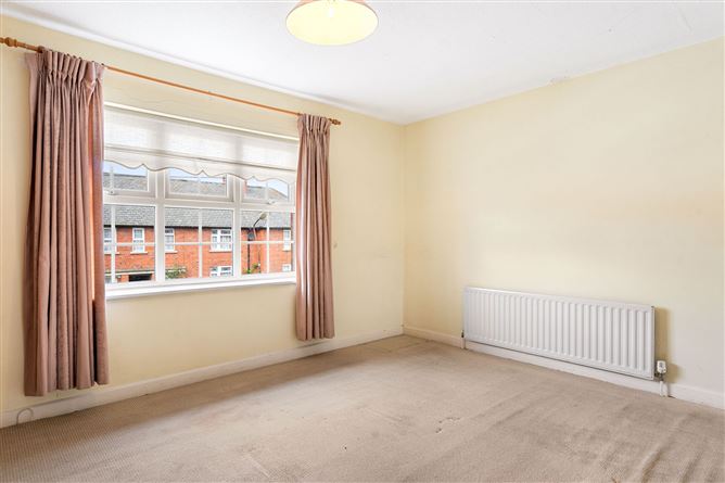 56 Iveagh Gardens, Crumlin,   Dublin 12