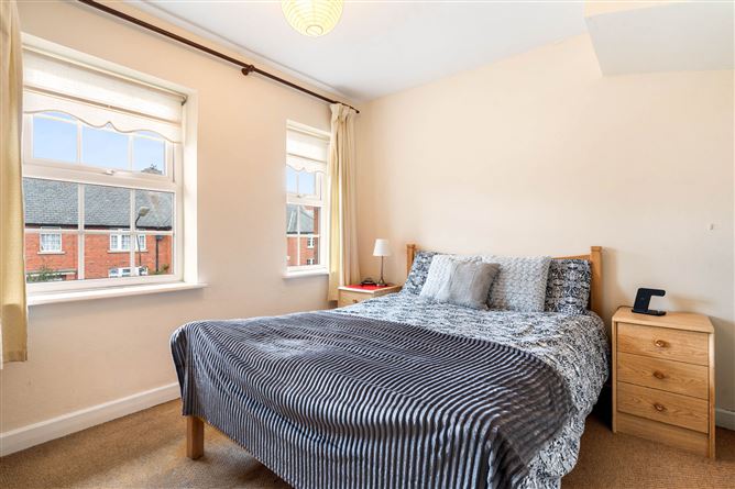 56 Iveagh Gardens, Crumlin,   Dublin 12