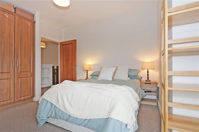 42 Alandale Square, Ashbourne Avenue,, South Circular Road, Limerick