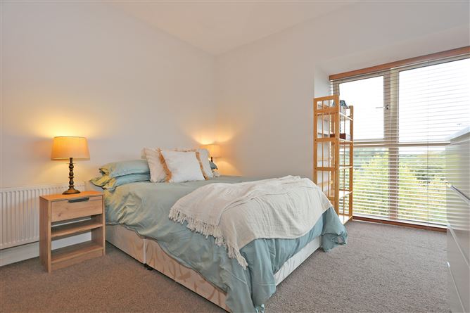 42 Alandale Square, Ashbourne Avenue,, South Circular Road, Limerick