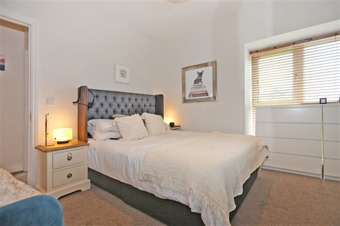 42 Alandale Square, Ashbourne Avenue,, South Circular Road, Limerick