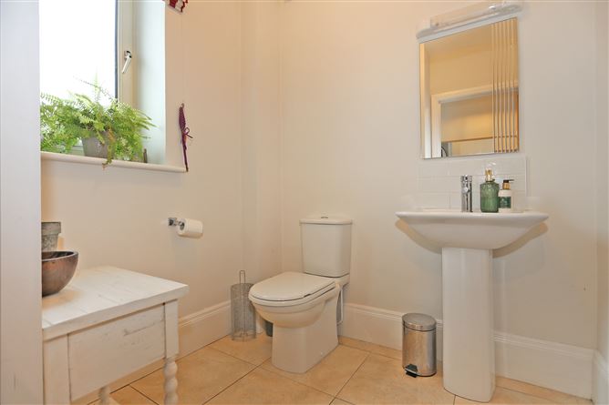 42 Alandale Square, Ashbourne Avenue,, South Circular Road, Limerick