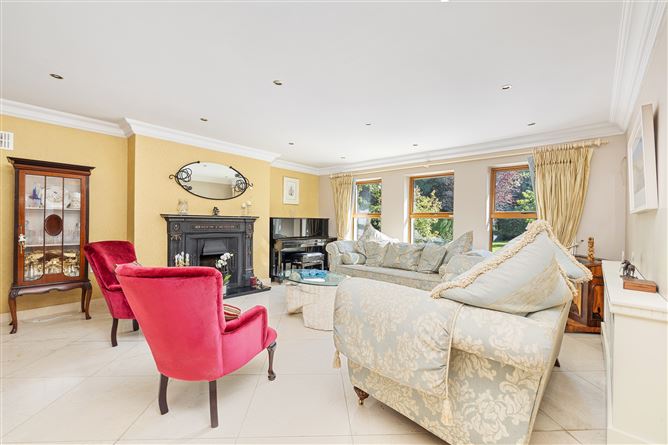 Oakvale Lodge, Clownings, Straffan, Kildare