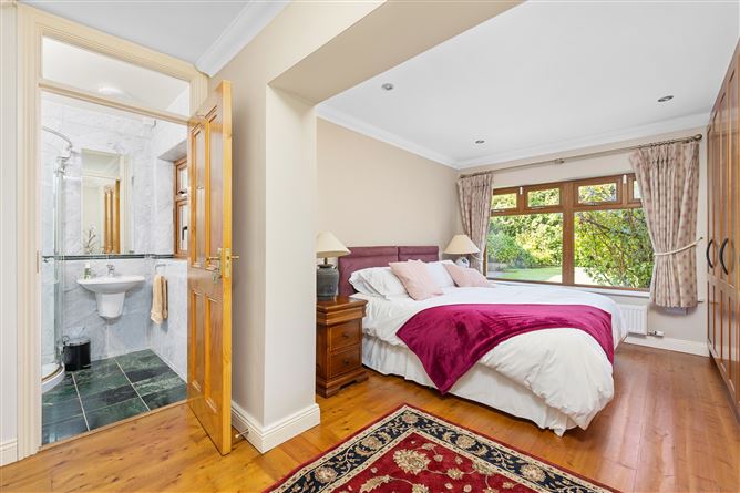 Oakvale Lodge, Clownings, Straffan, Kildare