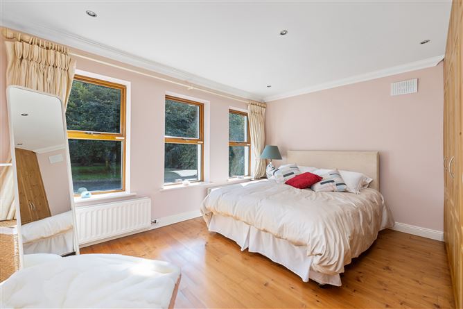 Oakvale Lodge, Clownings, Straffan, Kildare
