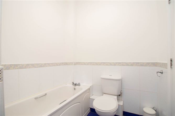 28 Apt Stonebridge Court, Railway Road, Cavan, County Cavan