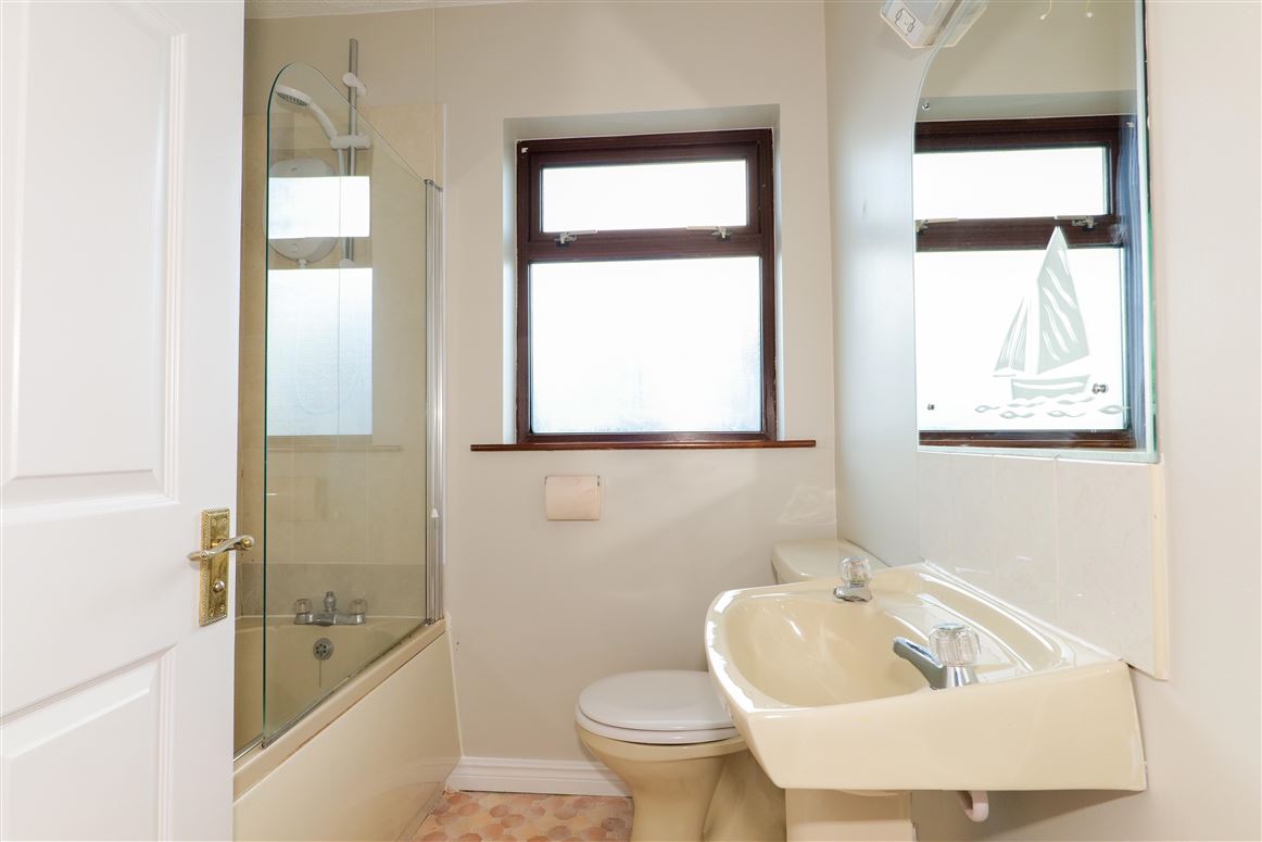 23 Ashleigh Grove, Ballymoneen Road, Knocknacarra, Galway 23 Ashleigh Grove, Ballymoneen Road, Knocknacarra, Galway