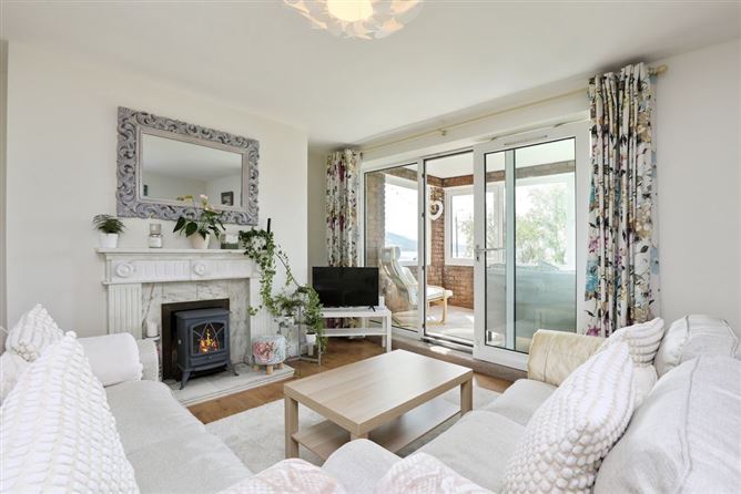 Apartment 10 Radcliffe, Block A, Binn Eadair View, Sutton, Dublin 13