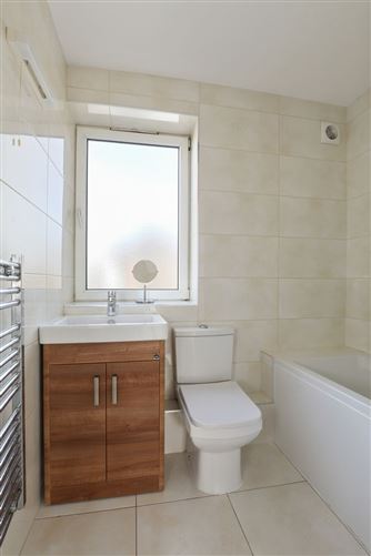 Apartment 10 Radcliffe, Block A, Binn Eadair View, Sutton, Dublin 13