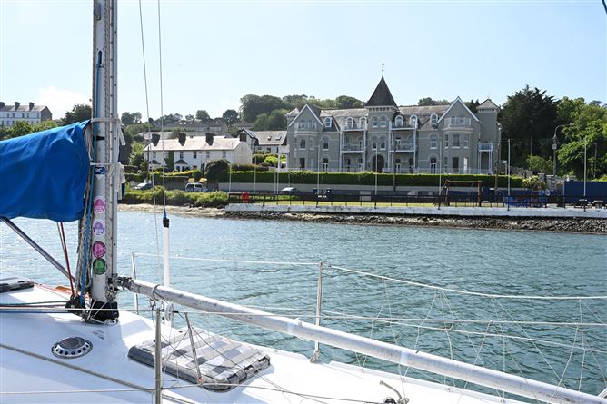 Apartment 9, The Grand, Crosshaven, Cork