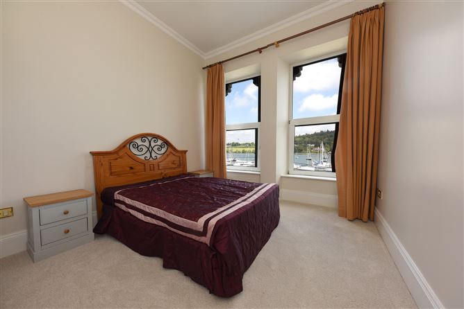 Apartment 9, The Grand, Crosshaven, Cork