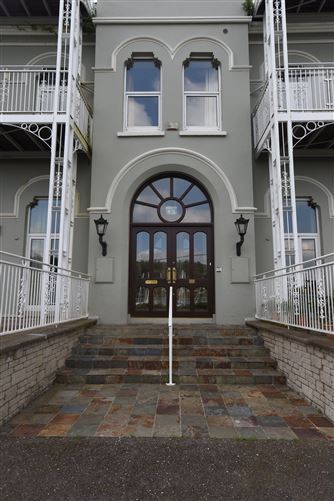 Apartment 9, The Grand, Crosshaven, Cork