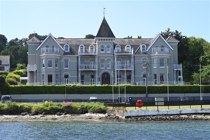 Apartment 9, The Grand, Crosshaven, Cork