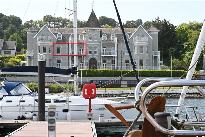 Apartment 9, The Grand, Crosshaven, Cork