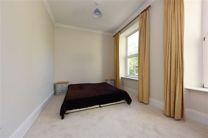 Apartment 9, The Grand, Crosshaven, Cork