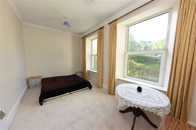 Apartment 9, The Grand, Crosshaven, Cork