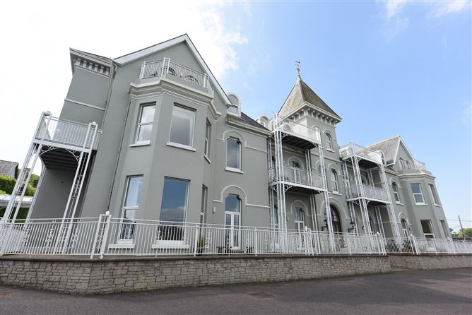 Apartment 9, The Grand, Crosshaven, Cork
