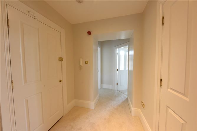 Apartment 9, The Grand, Crosshaven, Cork