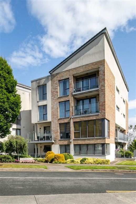 2 Oldfield Hall, Ticknock, Dublin 18, County Dublin