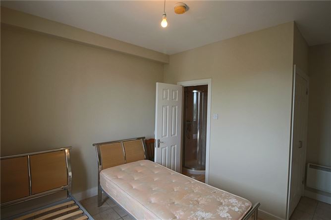 11 Riverview, Landmark Court, Carrick-On-Shannon, Co. Leitrim