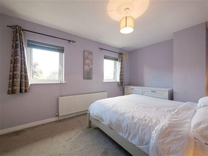 49 Chambersland Close, New Ross, Wexford