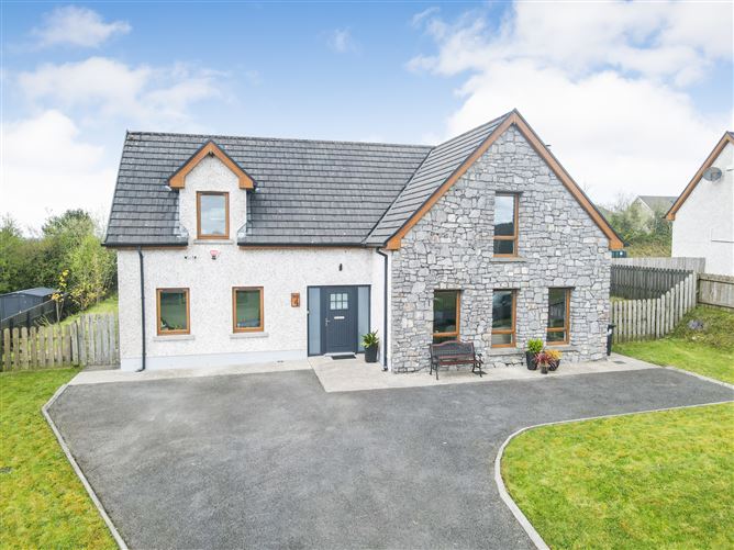 4 Radharc na Baile, Drumshanbo, Co. Leitrim