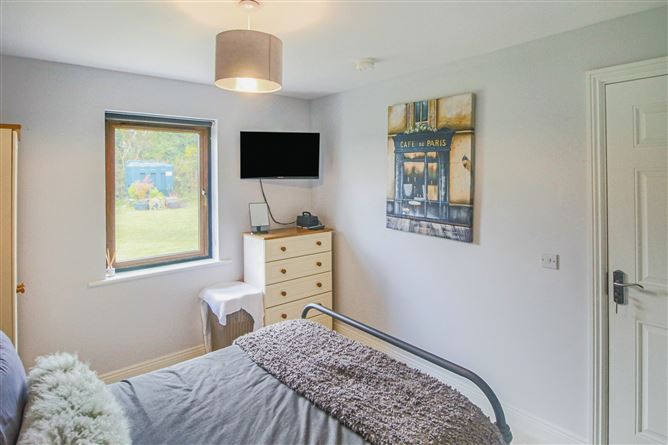 4 Radharc na Baile, Drumshanbo, Co. Leitrim