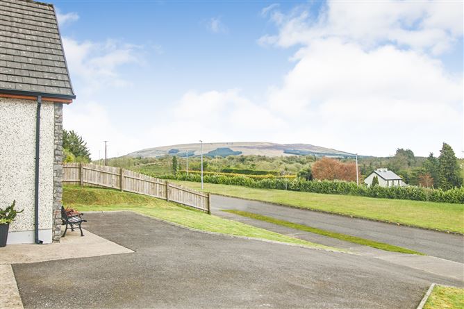 4 Radharc na Baile, Drumshanbo, Co. Leitrim