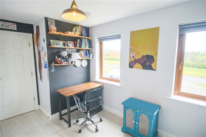 4 Radharc na Baile, Drumshanbo, Co. Leitrim