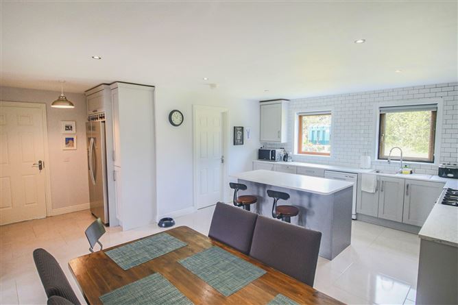 4 Radharc na Baile, Drumshanbo, Co. Leitrim