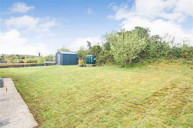 4 Radharc na Baile, Drumshanbo, Co. Leitrim