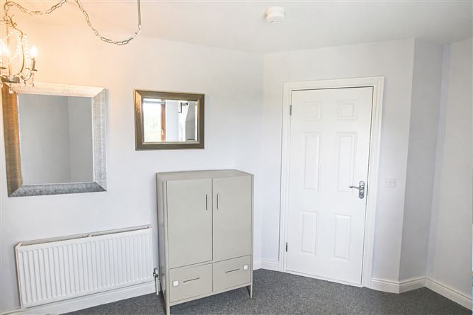 4 Radharc na Baile, Drumshanbo, Co. Leitrim