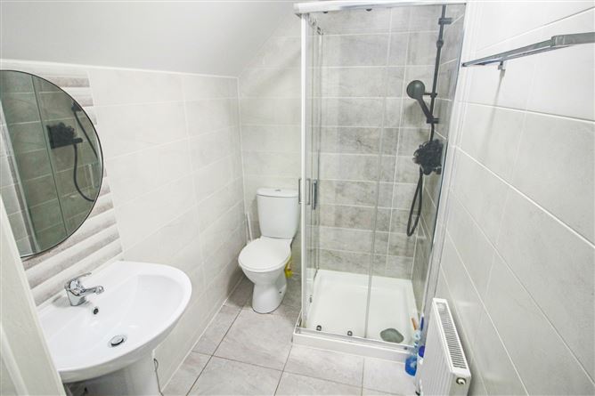 4 Radharc na Baile, Drumshanbo, Co. Leitrim