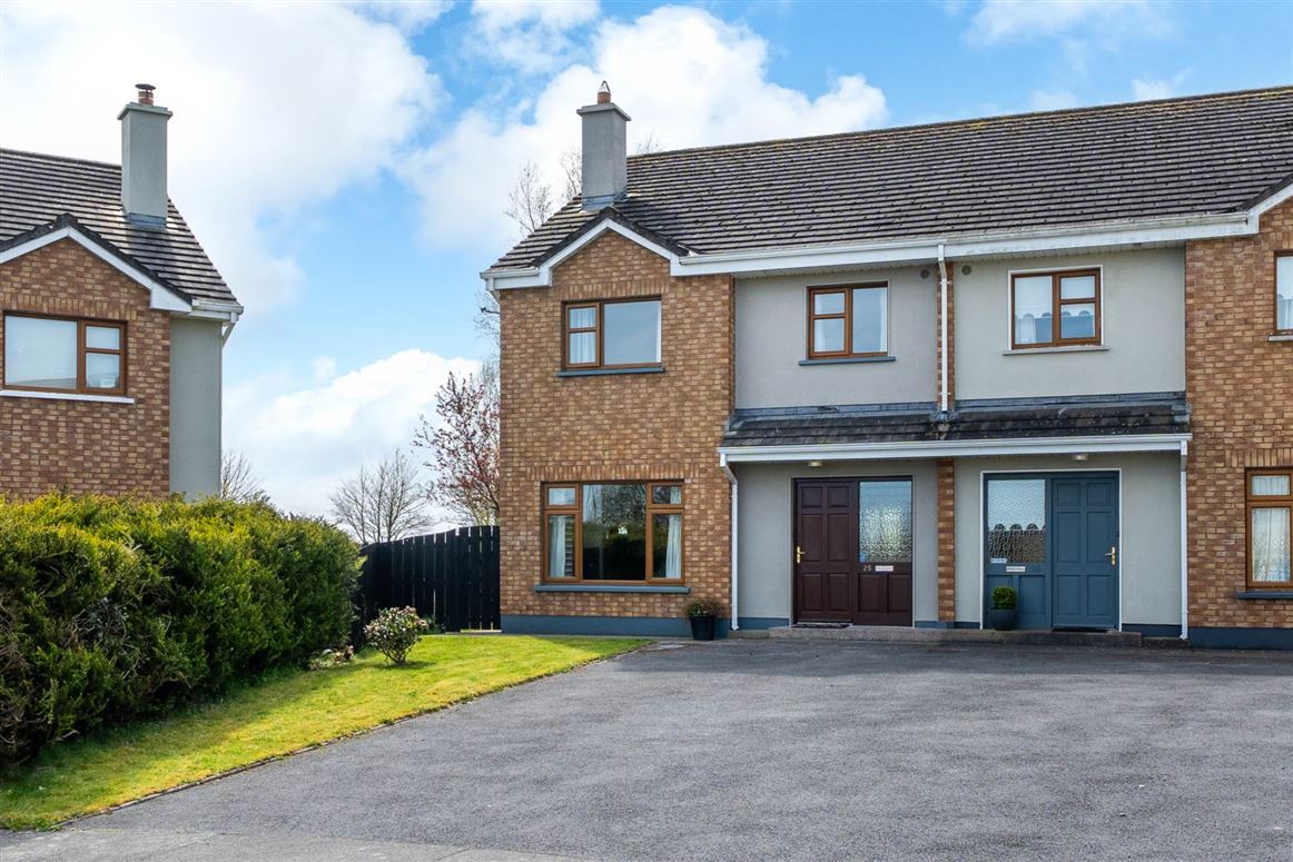 25 Cornaroya Manor, Ballinrobe, County Mayo