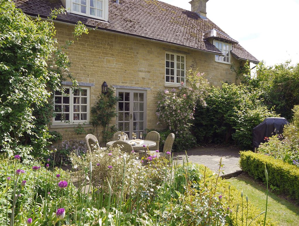 Rose & Fable,Bruern,Oxfordshire,United Kingdom