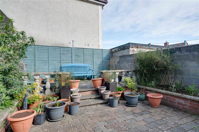 40 Walkinstown Drive, Walkinstown, Dublin 12