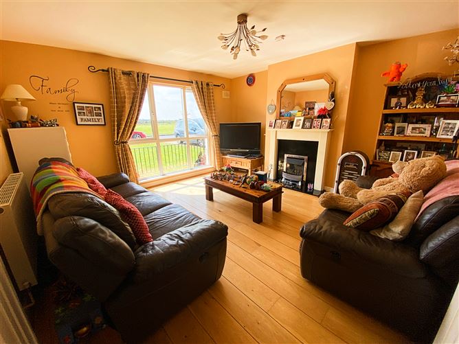 51 Dunsink Drive, Finglas, Dublin 11