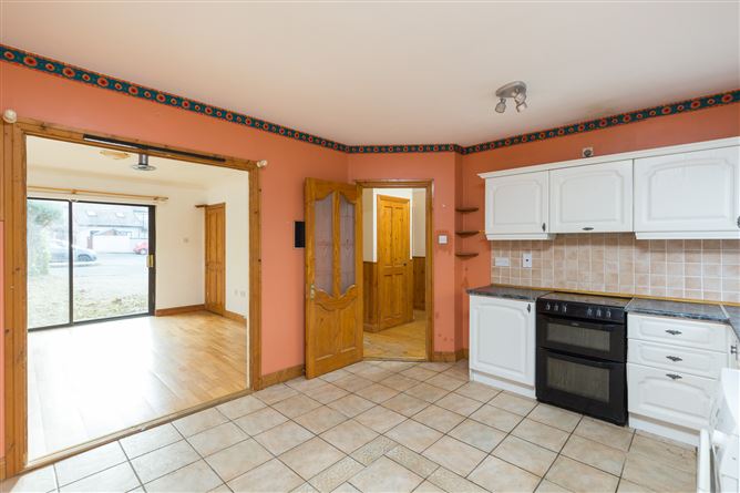 18 Beachside Grove, Riverchapel, Gorey, Co. Wexford