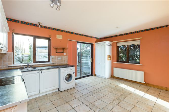 18 Beachside Grove, Riverchapel, Gorey, Co. Wexford