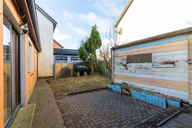18 Beachside Grove, Riverchapel, Gorey, Co. Wexford