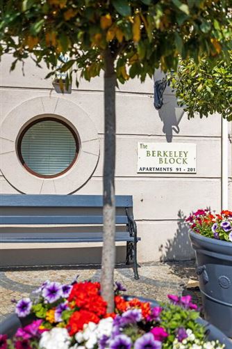 160 Pembroke Square, Grand Canal Street, Dublin 4, Dublin