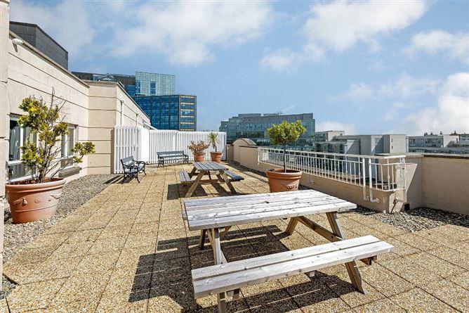 160 Pembroke Square, Grand Canal Street, Dublin 4, Dublin