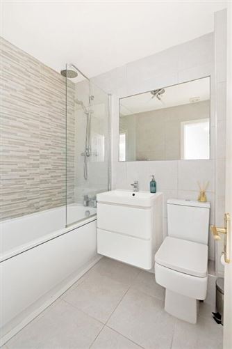 160 Pembroke Square, Grand Canal Street, Dublin 4, Dublin