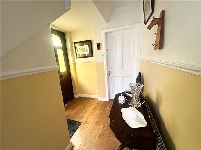 18 Dominic Street, Cashel, Tipperary