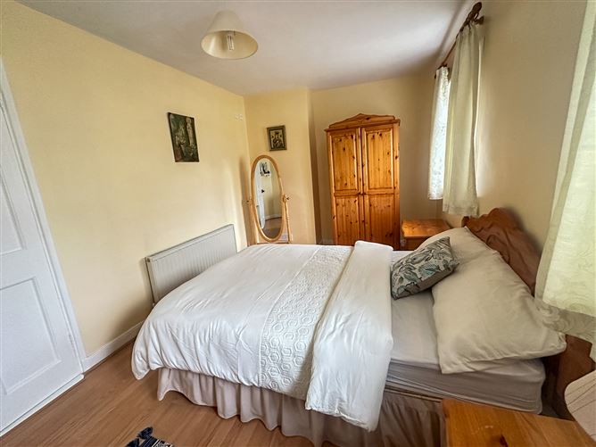 18 Dominic Street, Cashel, Tipperary