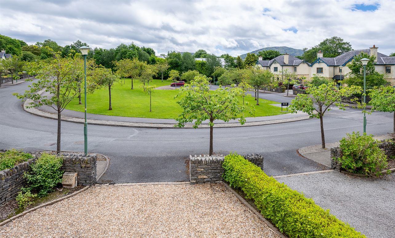 11 Oakwood Manor, Kenmare, Co. Kerry 11 Oakwood Manor, Kenmare, Co. Kerry