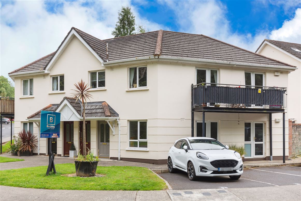 21 Cruagh Rise, Stepaside,   Dublin 18