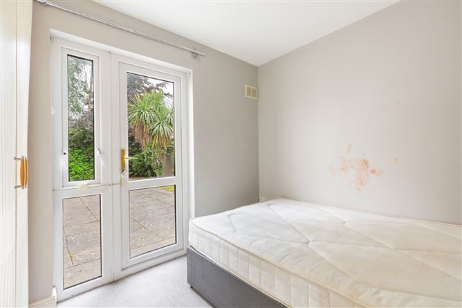21 Cruagh Rise, Stepaside,   Dublin 18
